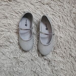 Kids Shoes Silver Sparkly Ballet Flats Size 10 Mary Jane Smart Fit Easter Cute ✨